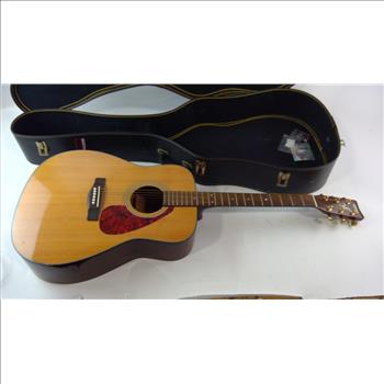 Yamaha  Acoustic Guitar