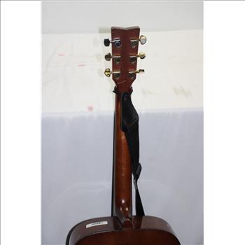 Yamaha Acoustic Guitar