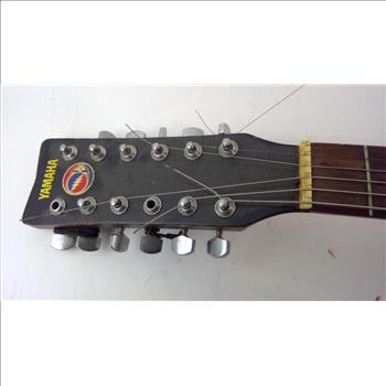 Yamaha Acoustic Guitar