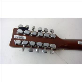 Yamaha Acoustic Guitar