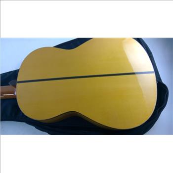 Yamaha Acoustic Guitar