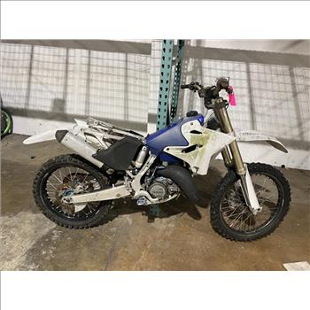 Yamaha Dirt Bike