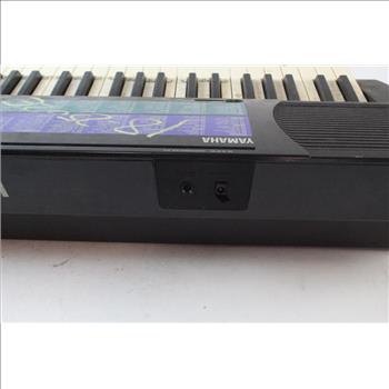 Yamaha Electric Keyboard