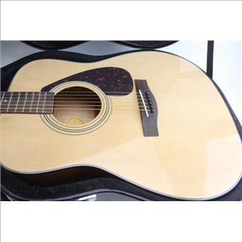 Yamaha F335 Acoustic Guitar