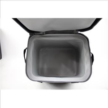 YETI Hopper Flip 12 Soft Cooler
