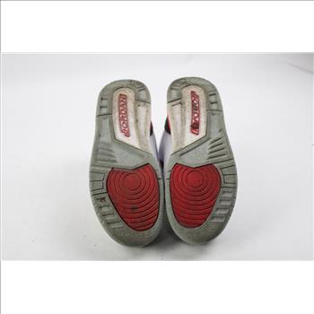 Youth 5.5Y Jordan 3 Retro Fire Red Sneakers