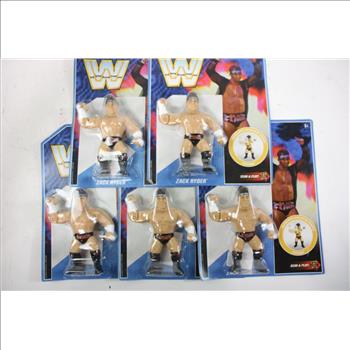 Zack Ryder Authentic Wrestle Figurine, 4+ Pieces