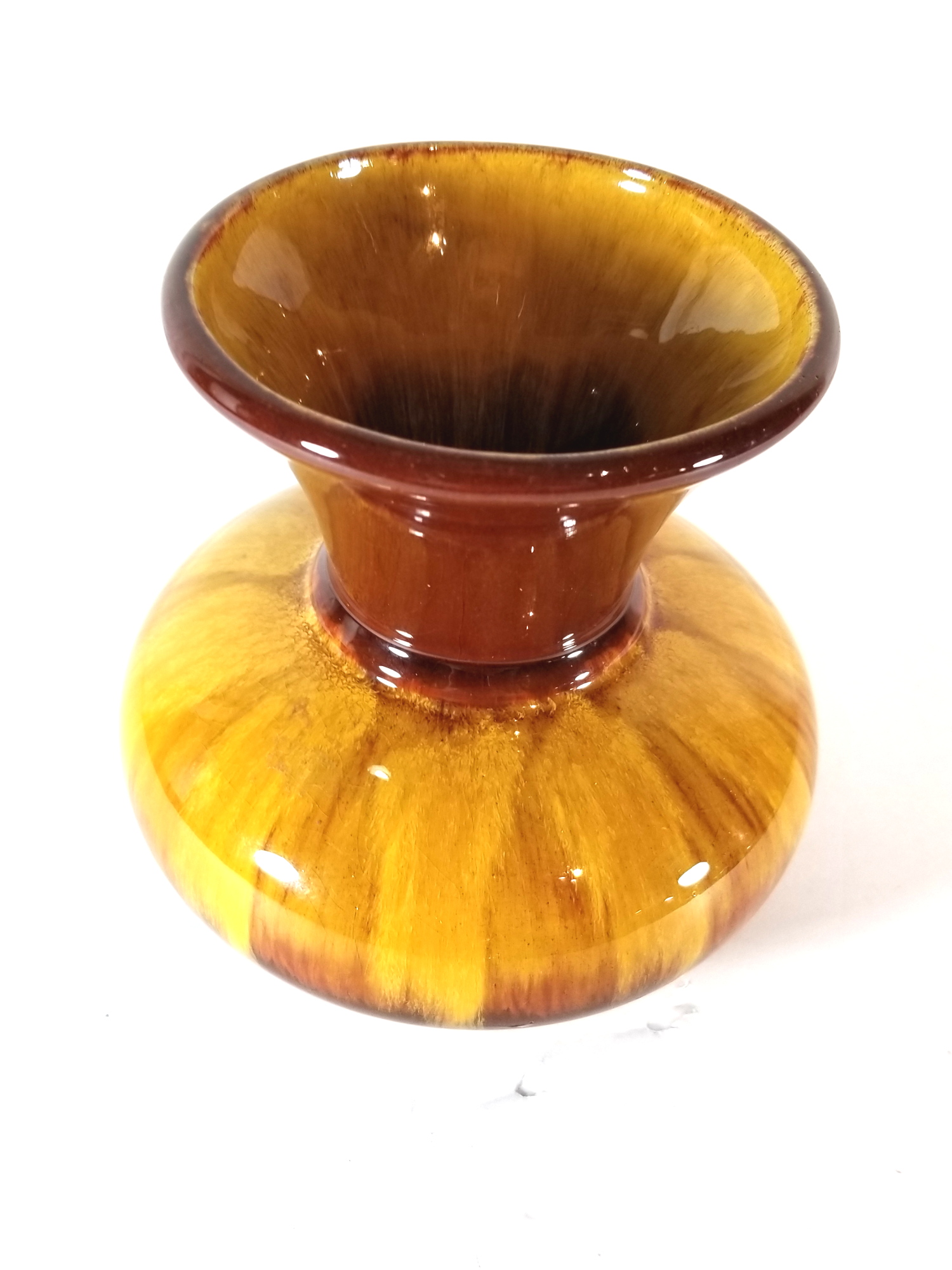 Original Blue Mountain Pottery Harvest Gold Vase Property Room