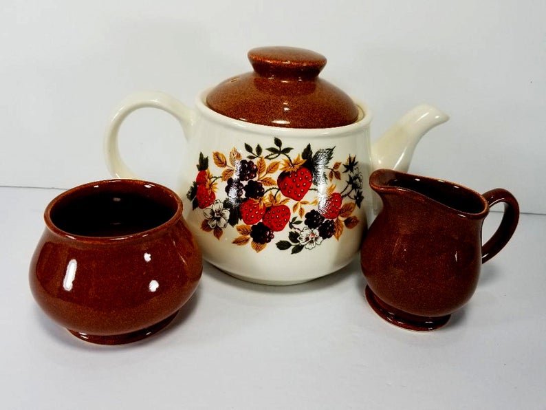 VTG Sadler England Porcelain Tea Kettle, Sugar Bowl Jug and Creamer