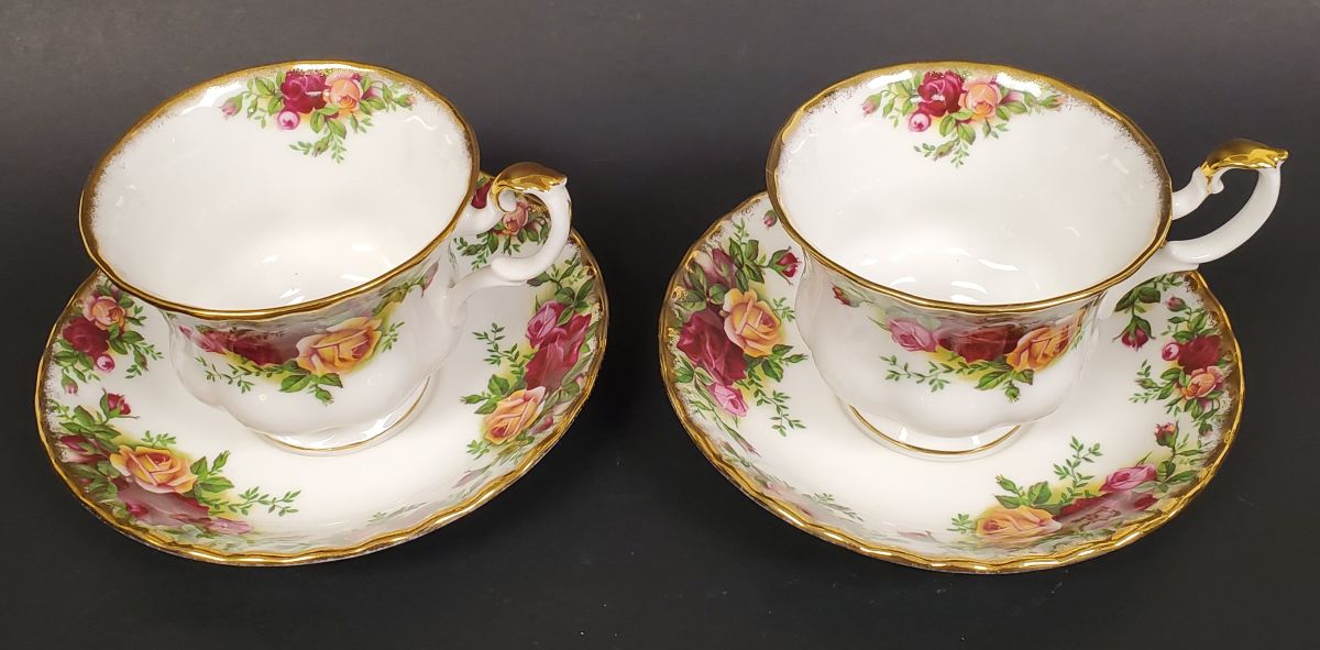 2 Vintage 1962 England Royal Albert Old Country Rose Bone China Cup & Saucer Set