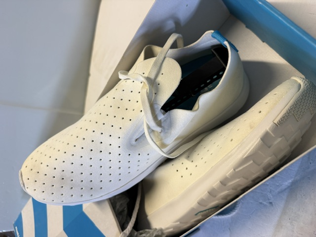 Native Footware Mens Shoes Sz 10.5