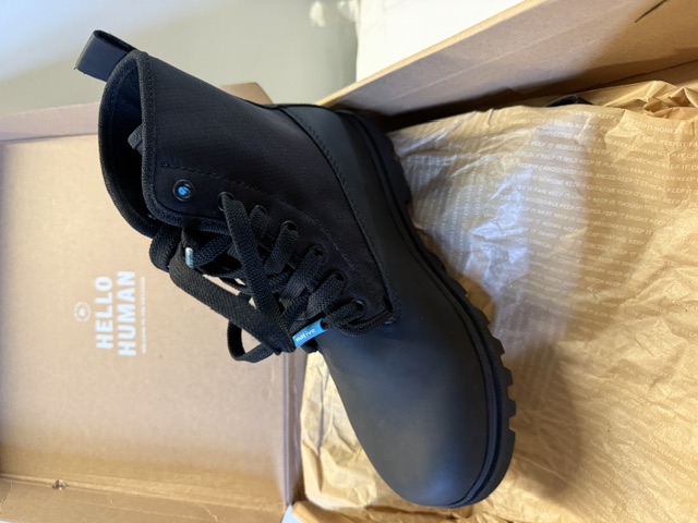 Native Footware Kids Shoes Sz 4 Kids & Sz 6 Girls