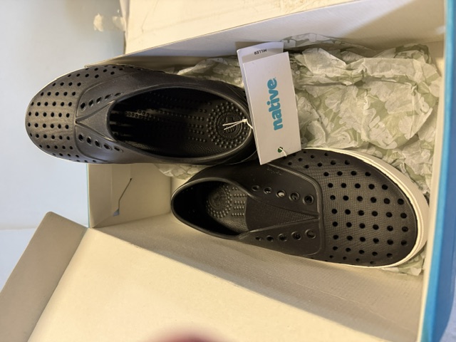 Native Footware Sz 3 Boys or Girls sz 5