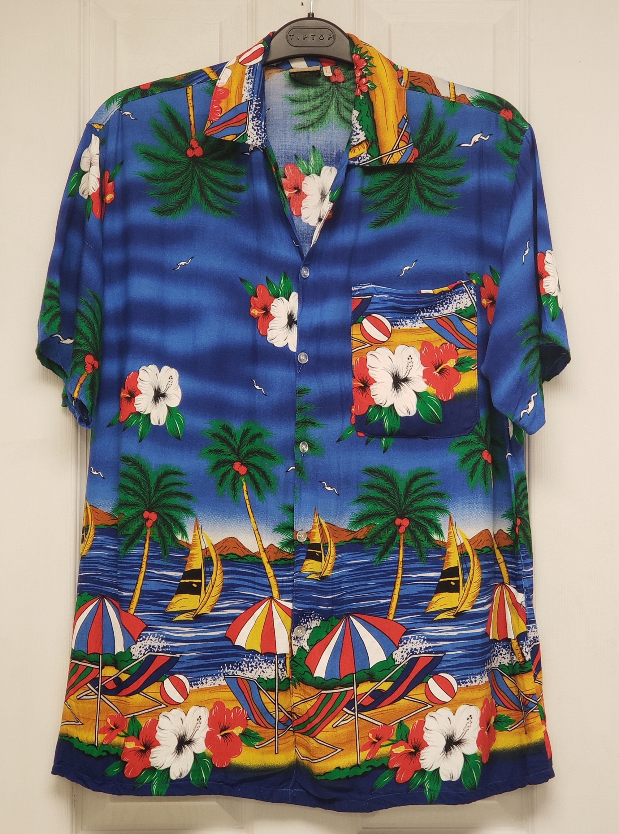 Vintage/Retro In Gear Tropical Beach Front Print Men's Hawaiian Shirt Button-Up Short Sleeves, Sz L