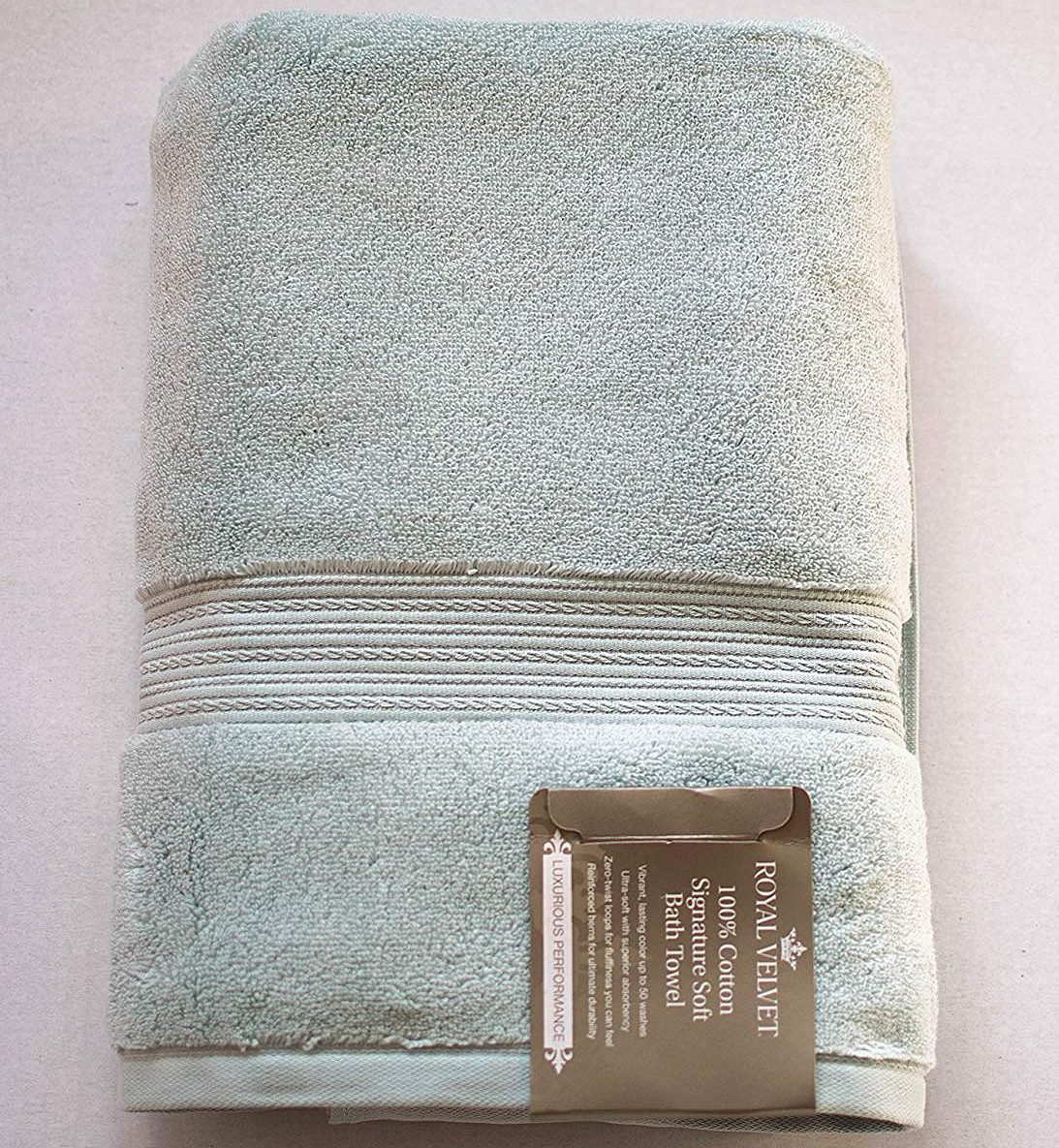 Luxury Royal Velvet Signature Soft Solid Bath Towel 32x62” Perfect