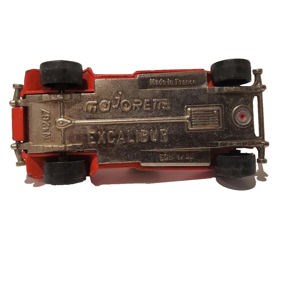 Petite voiture vintage Majorette Excalibur blanche des années