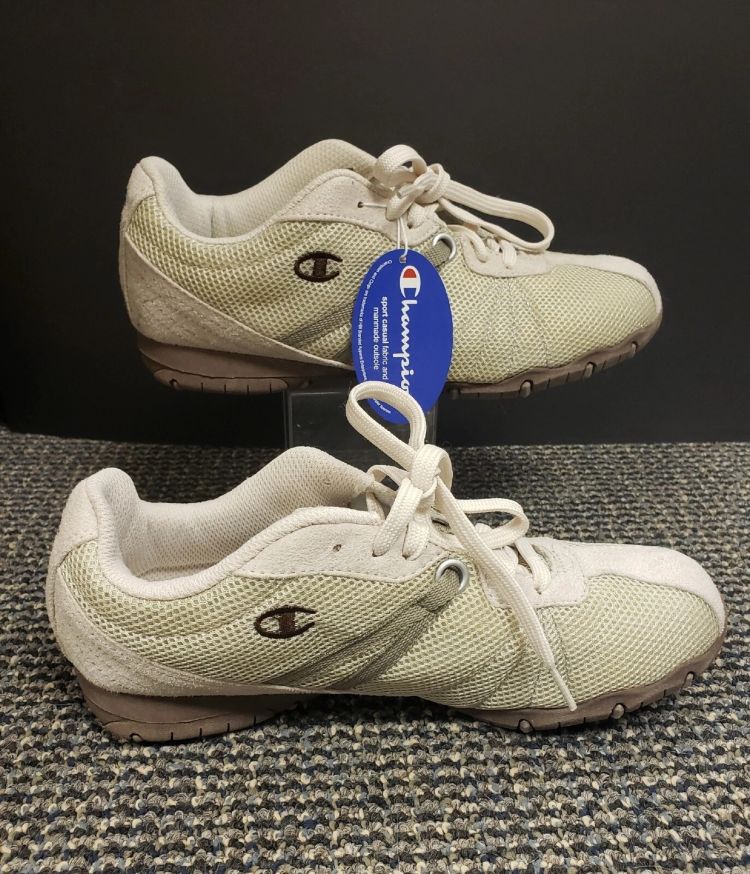 NWT Champion 83973 Women's Lace-Up Tan/Beige Women's Sneakers Sz 8.5-US