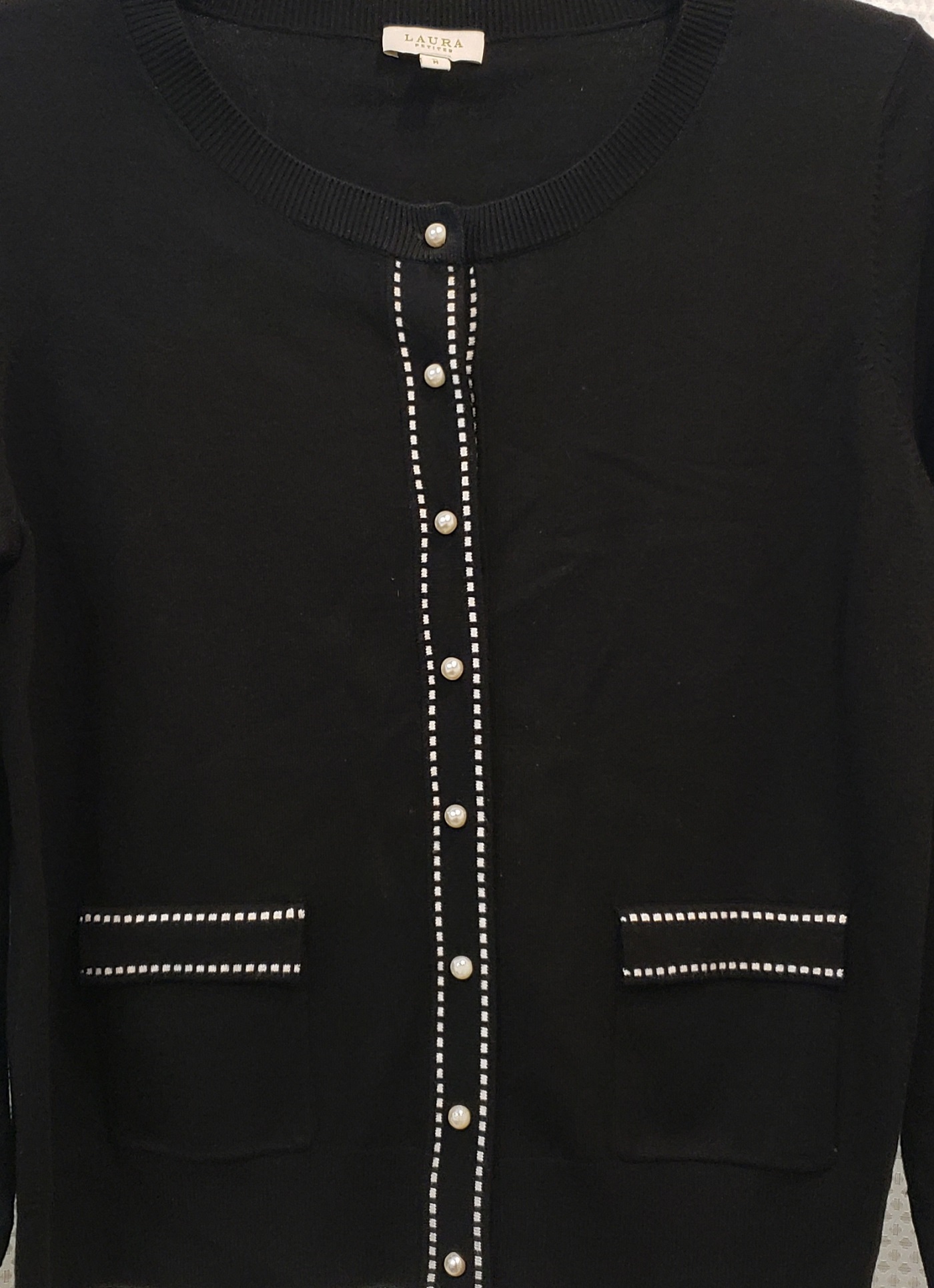 THE NOELLE | BUTTON-ACCENT CARDIGAN main image 0