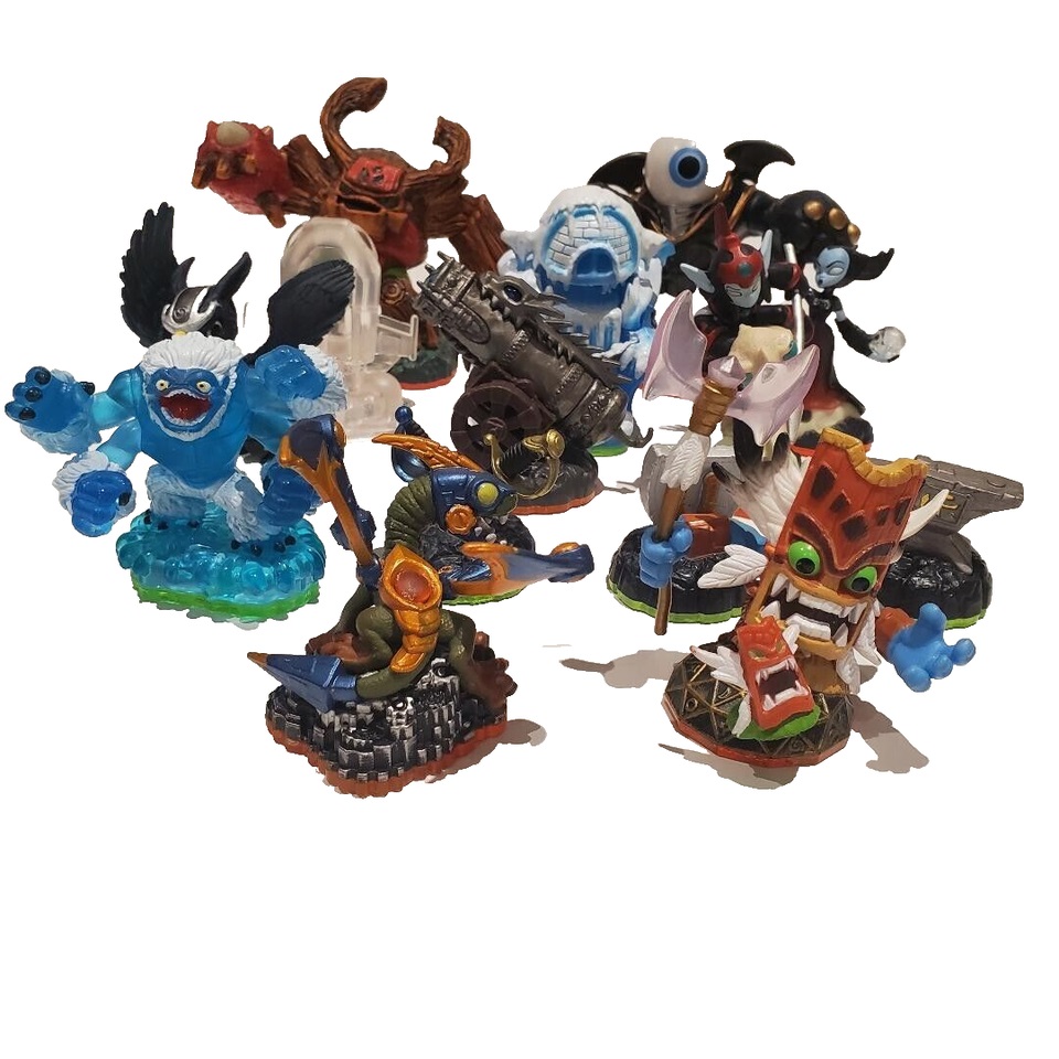 Lot Of 14 Activision Skylanders Various Characters Property Room