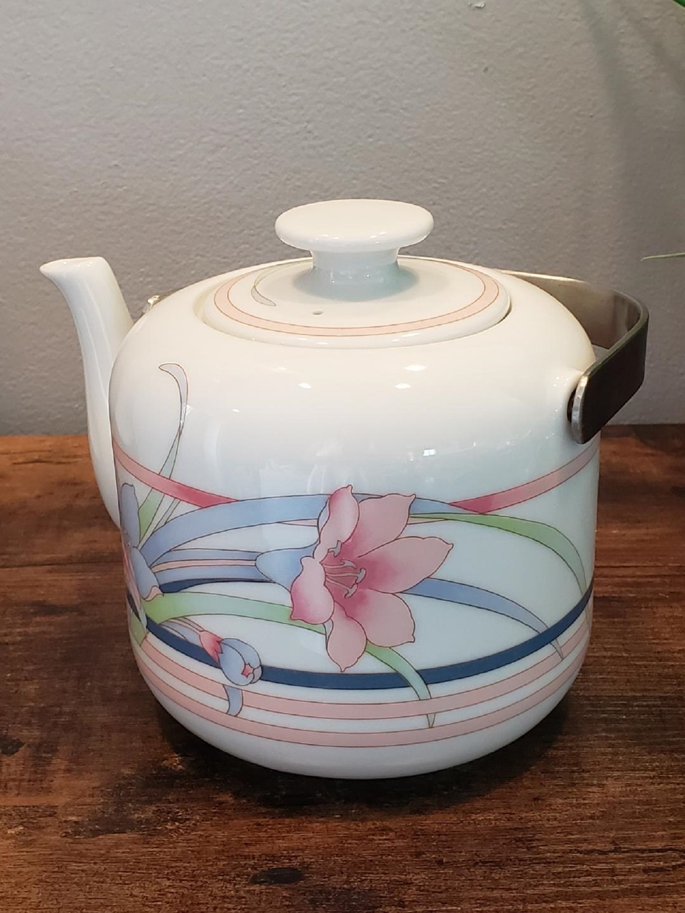 VTG The Toscany Collection Japan Porcelain Teapot with Stainless Steel