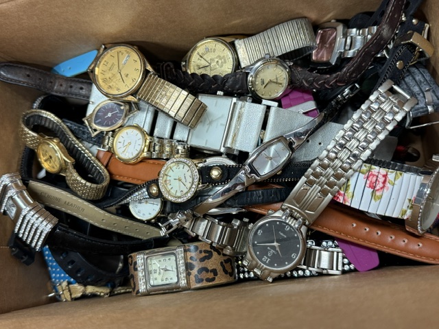 Over 40 Watches Assorted Makes