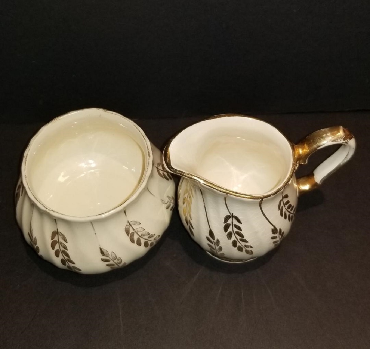 VTG Sadler Gold Leaf Vine Handpainted Creamer and Sugar Bowl Set Made