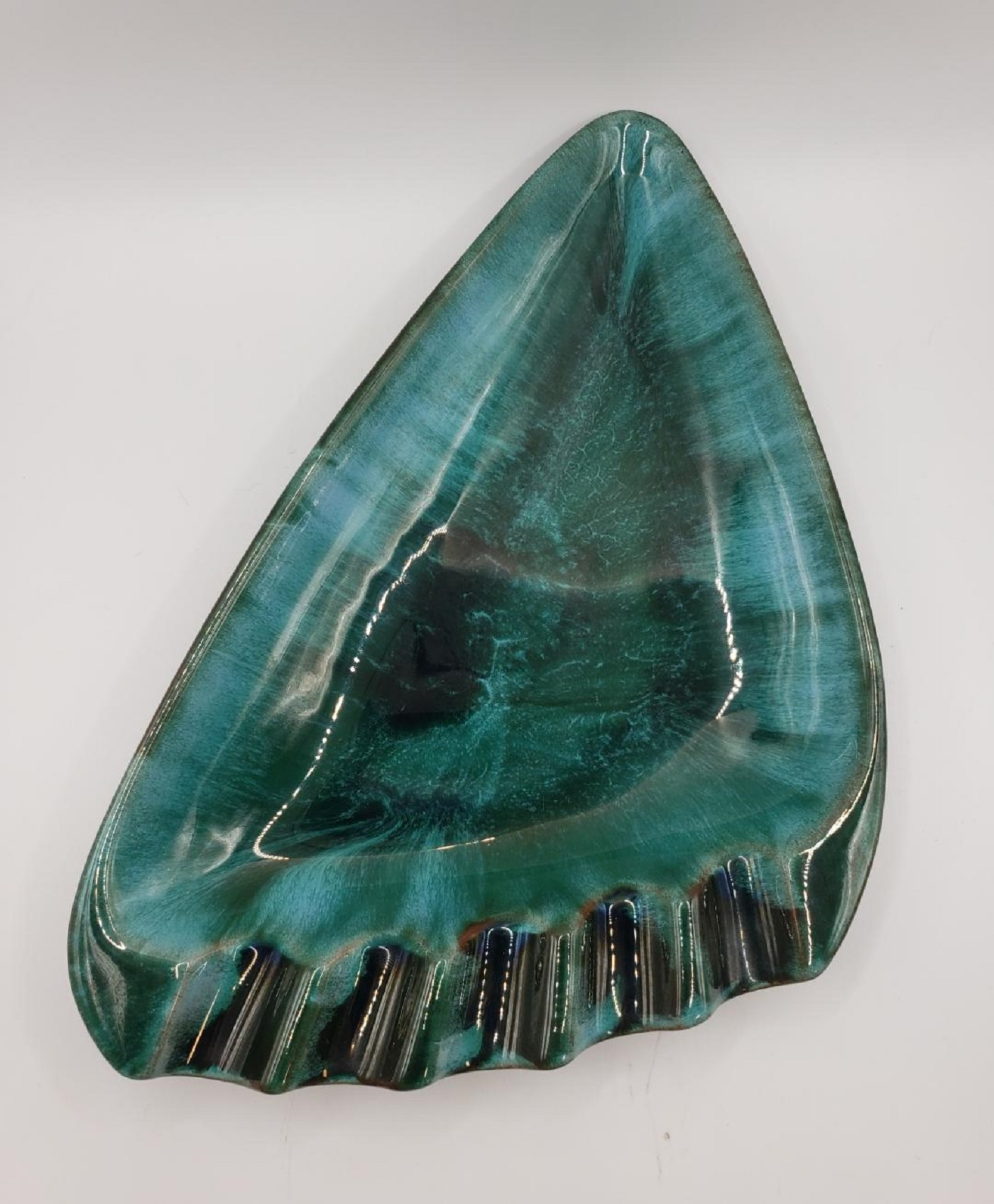 VTG Blue Mountain Pottery Large Ash Tray Made in Canada Property Room