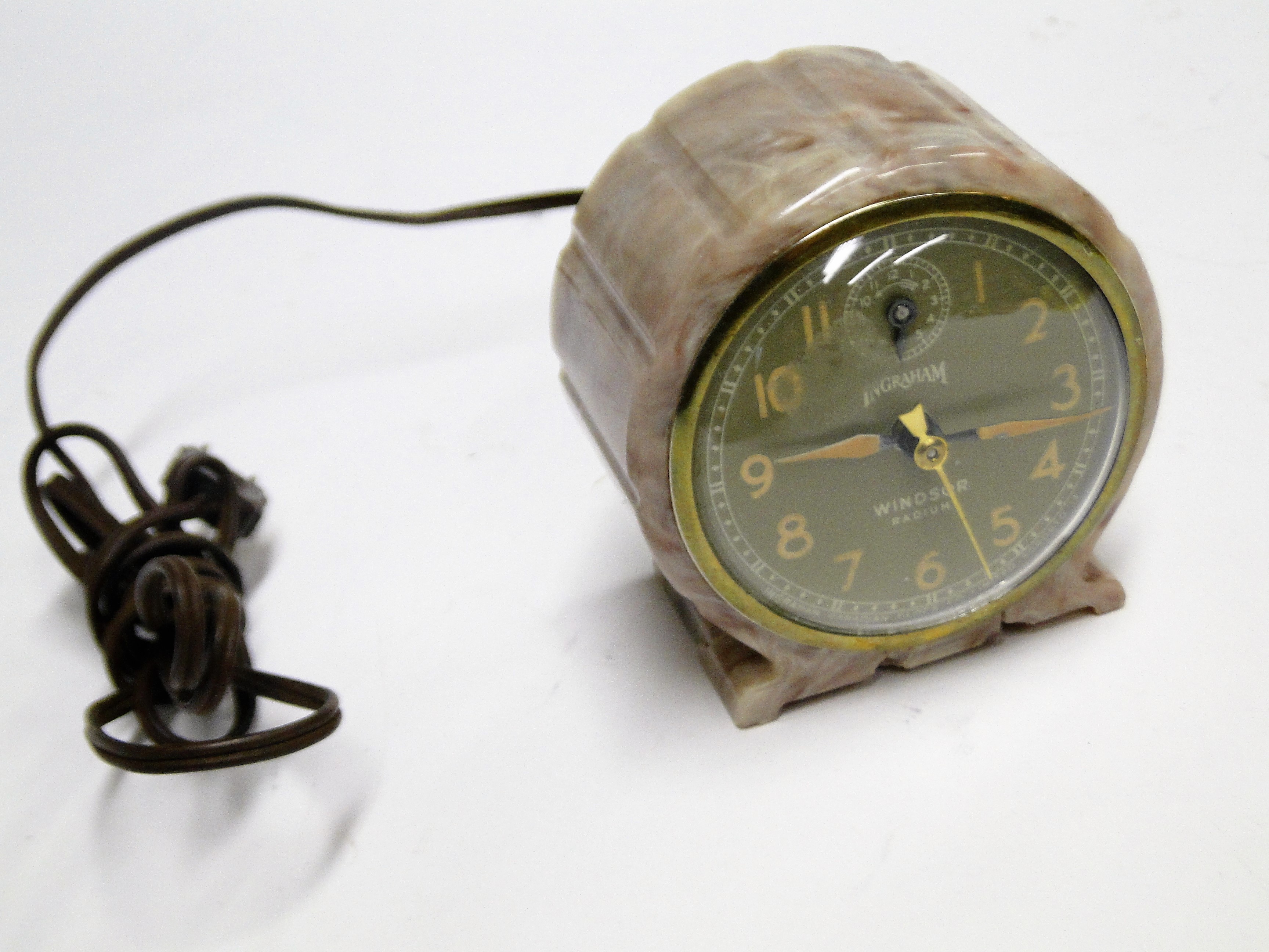 Vintage Ingraham Electric Clock Windsor Radium Property Room