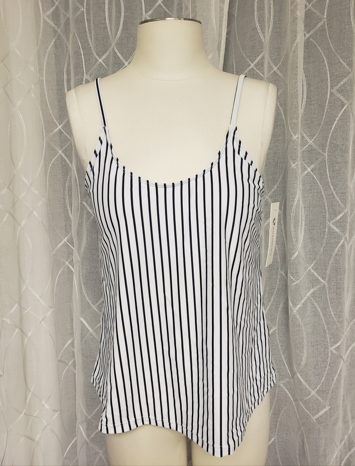 NWT WALKONBEACH Black & White Stripes Adjustable Spaghetti Straps Tankini Top, Sz M, Made in China