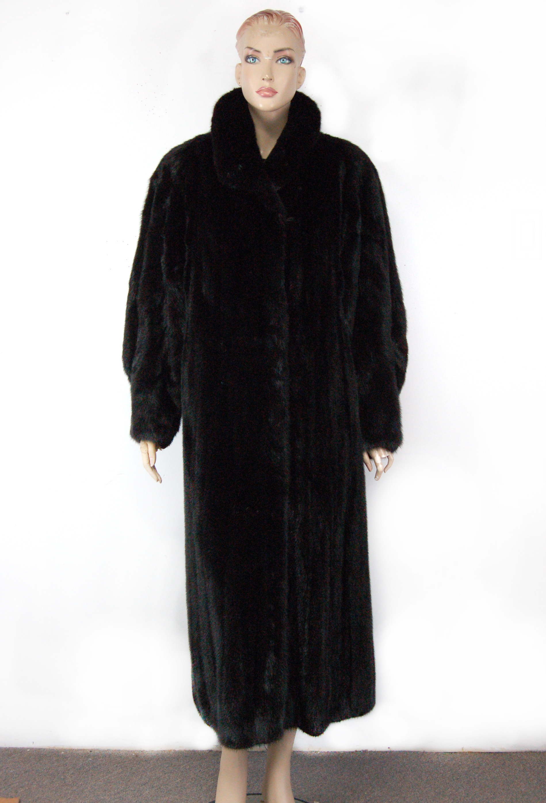 Mink Coat Storage Dandk Organizer