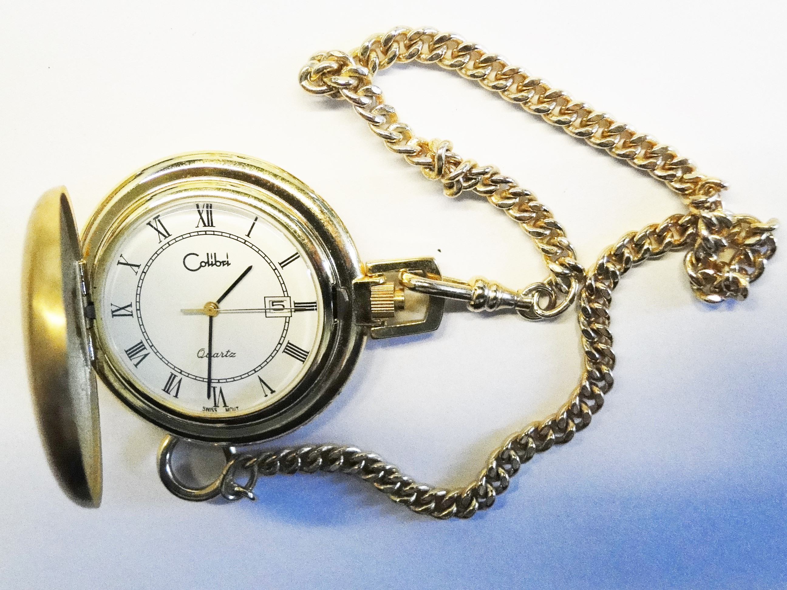 Beautiful Gold Plated Colibri Hunter Case Quartz Pocket Watch