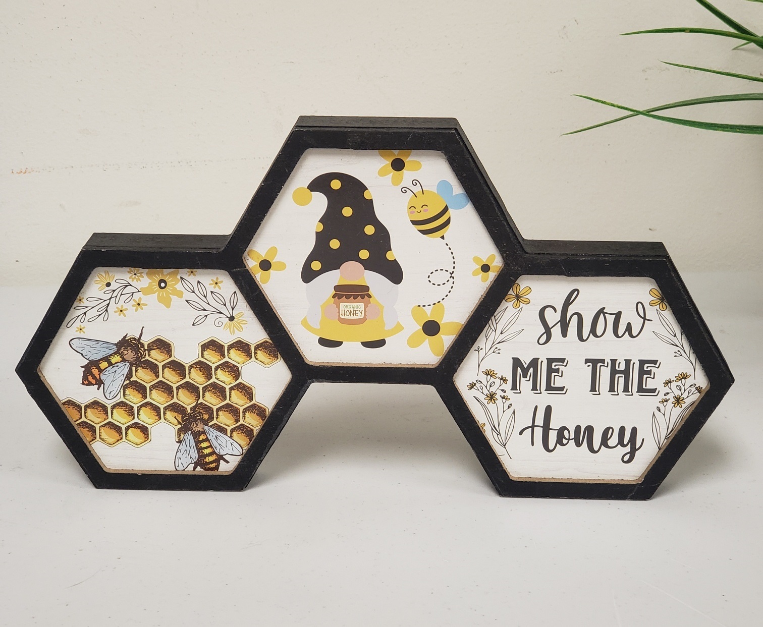 Honeycomb-Shaped "Show Me The Honey" Sign Wood Tabletop Decor