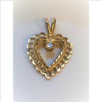 10K Gold & Diamond Heart Pendant