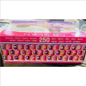 Go Glam Nail Salon