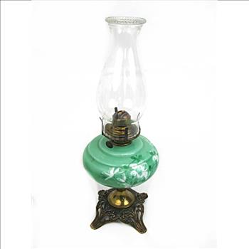 Queen Mary Oil Lamp c. 1930s