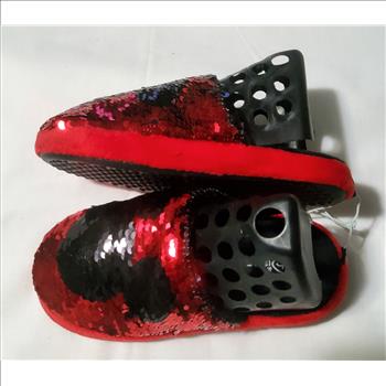 NWT,  Girl Sequence Slipper, Size 13