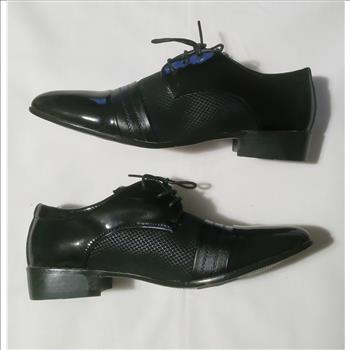 New, Men Oxford Dress Shoe, Size 8.5