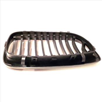 BMW Gloss Black Front Kidney Grills