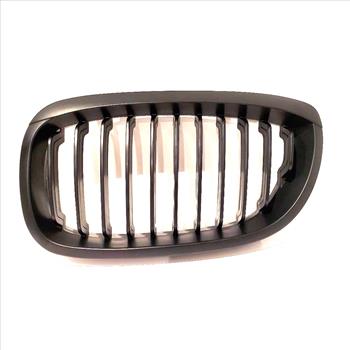BMW Gloss Black Front Kidney Grills