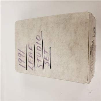 Lot of 300+ 1991 Maple MLB Baseball Trading Cards