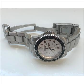 Victorianox Swiss Army Watch