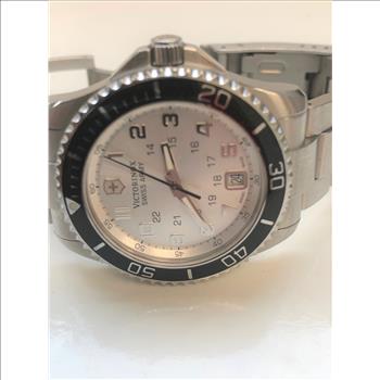 Victorianox Swiss Army Watch