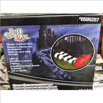 NEW 6 Foot. Wizard of Oz Wicked Witch of the East Legs Airblown Inflatable That Lights Up! $150.00
