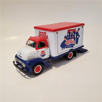 Vintage 1:34 1st First Gear Pepsi Cola 1953 FORD C-600 Straight Delivery Truck