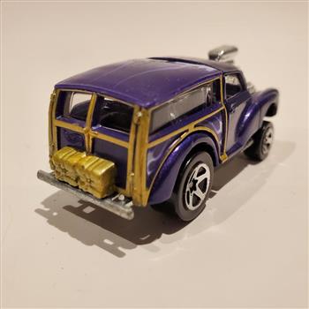 Hot Wheels 2001 Morris Minor Drag Car Traveller Hot Rod Woodie Metallic Purple Die Cast