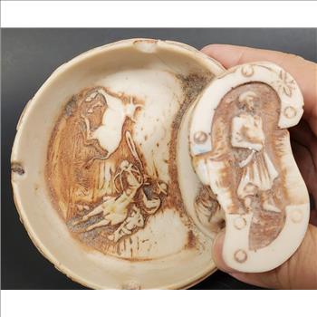 Vintage Hand Carved Argentina Gaucho Steer Scene Resin Ash Tray