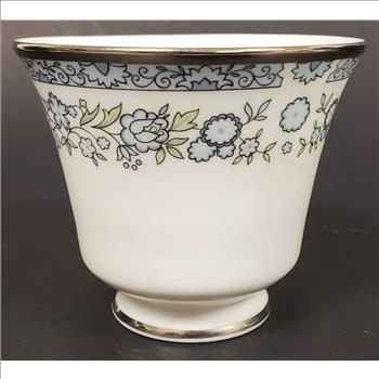 Vintage Royal Doulton Stamford H5040 Fine Bone China Cup Only