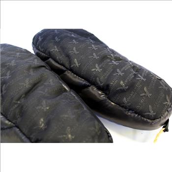 AEO - American Eagle Outfitters Puffer Slippers - Size L - Unisex - Retail $70.00