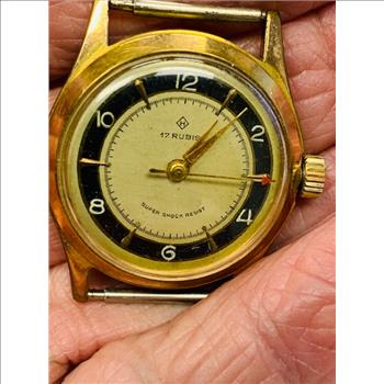 17 Rubis Vintage Watch