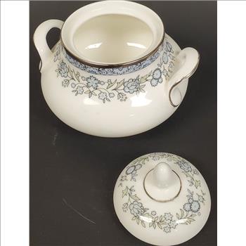 Vintage Royal Doulton Stamford H5040 Fine Bone China Double Handle Sugar Bowl